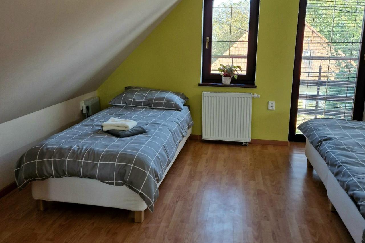 Apartmany Luzianky Neutra Exterior foto
